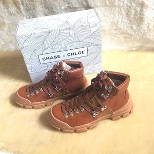 Chase & Chole lace up Sneaker